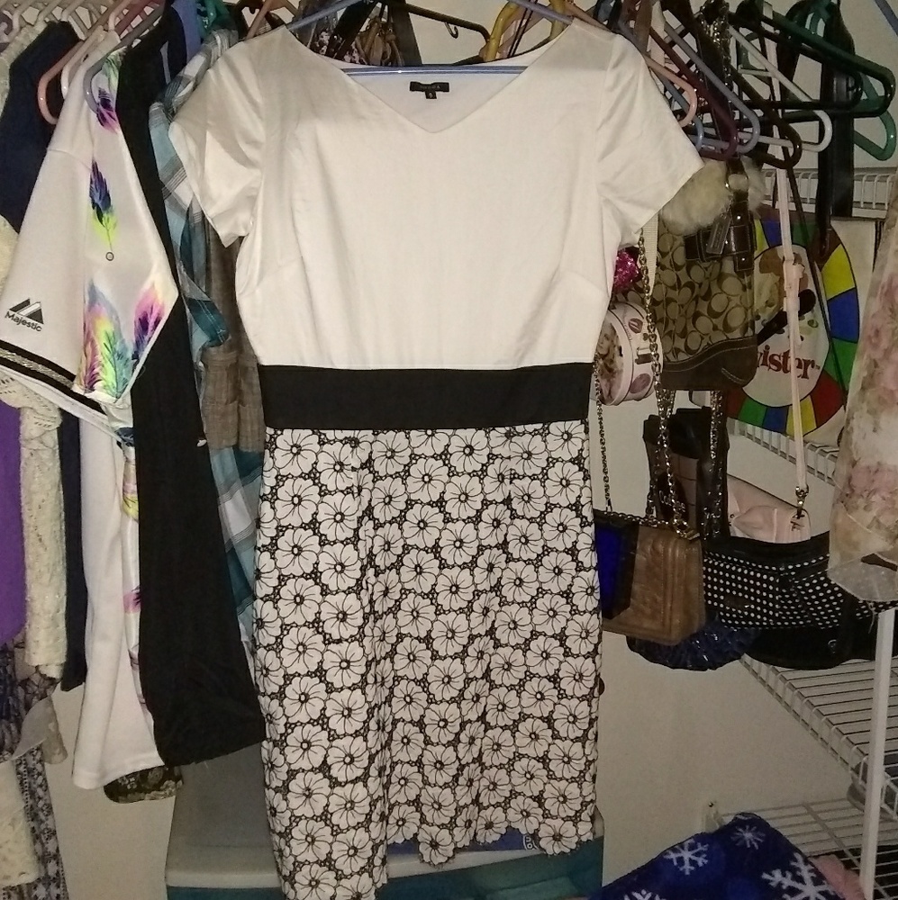 "TOCCA" Overlay Dress!